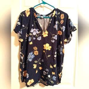 Old Navy Women's Large V-neck Floral Blouse